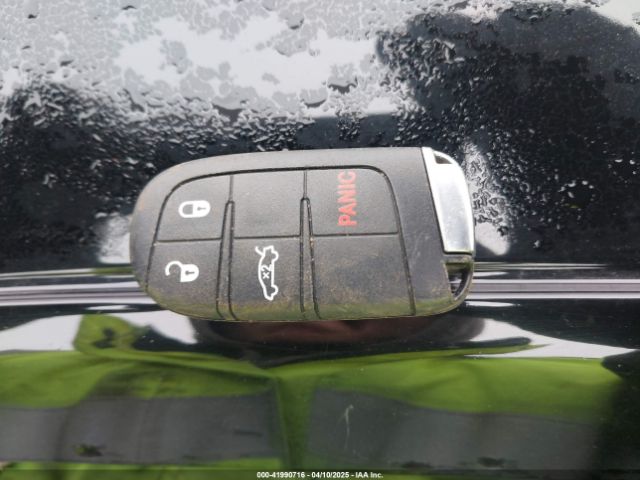 2C3CCARG4HH530106 Chrysler 300 Limited Awd