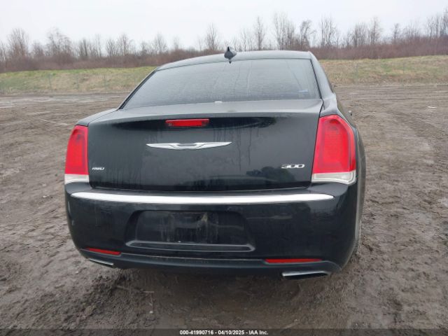 2C3CCARG4HH530106 Chrysler 300 Limited Awd