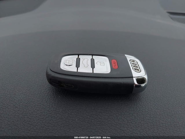 2011 AUDI A4 WAUAFAFL0BN040110 Photo 10