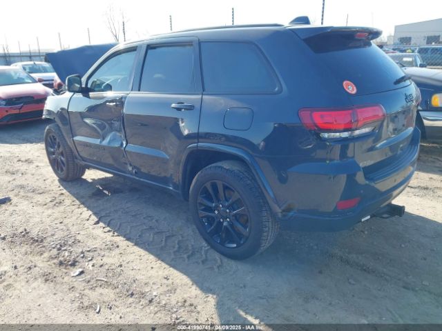2018 JEEP GRAND CHEROKEE 1C4RJEAGXJC124726 Photo 2
