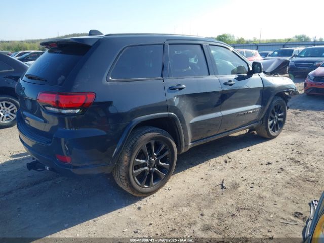 2018 JEEP GRAND CHEROKEE 1C4RJEAGXJC124726 Photo 3