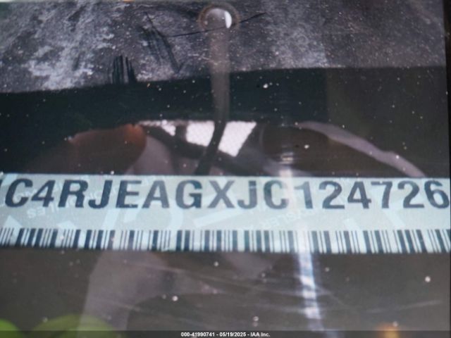 2018 JEEP GRAND CHEROKEE 1C4RJEAGXJC124726 Photo 8