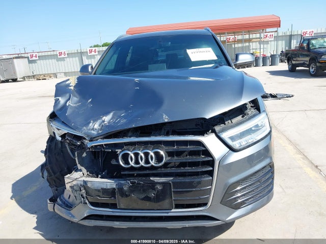 Audi Q3 2016 WA1GFCFS1GR023164 Image 13