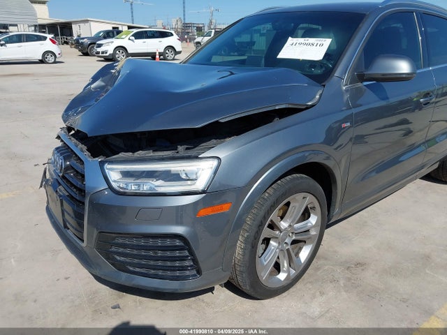 Audi Q3 2016 WA1GFCFS1GR023164 Image 19
