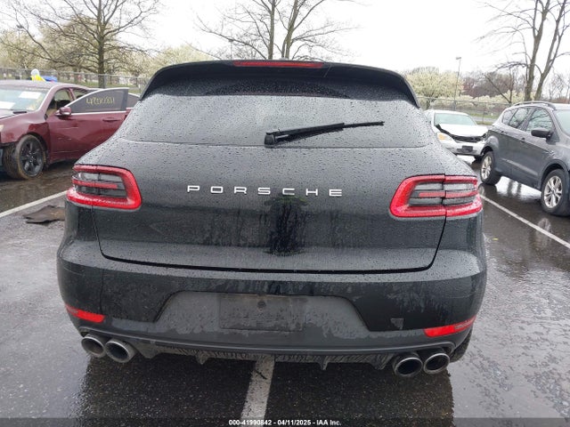 Porsche Macan Sport Edition 2018 WP1AA2A59JLB13452 Image 17