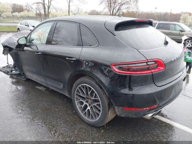 2018 PORSCHE MACAN WP1AA2A59JLB13452 Photo 2
