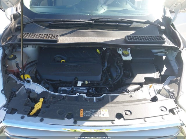 1FMCU9JDXHUE03734 Ford Escape Titanium