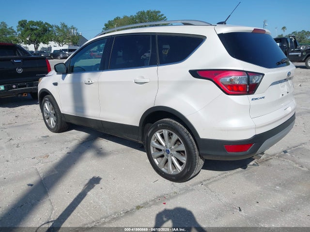 1FMCU9JDXHUE03734 Ford Escape Titanium