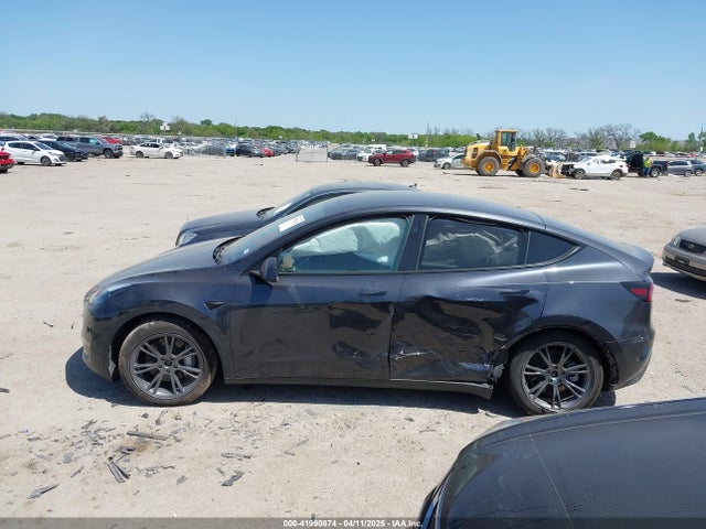 7SAYGDEEXRA304932 Tesla Model Y Long Range Dual Motor All-wheel Drive