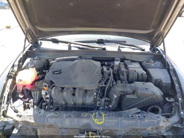 5NPEG4JA8MH109749 Hyundai SONATA SE