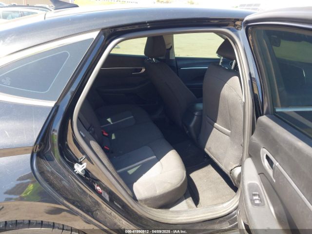 5NPEG4JA8MH109749 Hyundai SONATA SE