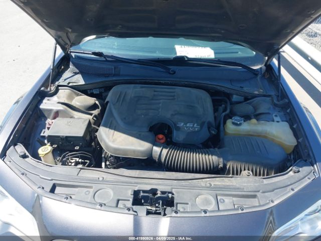 2019 CHRYSLER 300 2C3CCAAG2KH693985 Photo 9