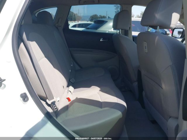 JN8AS5MT3FW161744 Nissan Rogue Select S