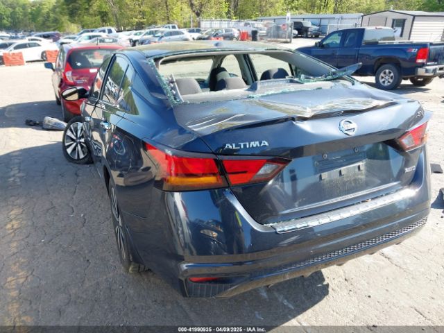 1N4BL4DW6NN366681 Nissan Altima Sv Intelligent Awd