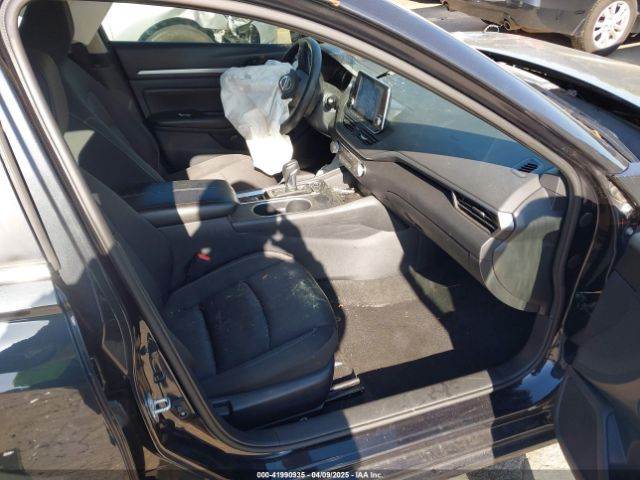1N4BL4DW6NN366681 Nissan Altima Sv Intelligent Awd