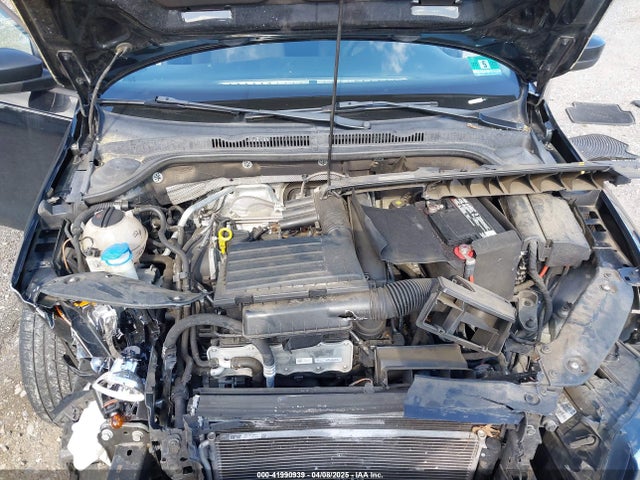 3VW267AJ8GM325054 Volkswagen Jetta 1.4t S