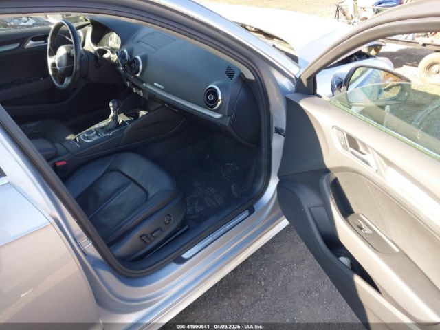 2016 AUDI A3 E-TRON WAUTPBFF5GA132124 Photo 4