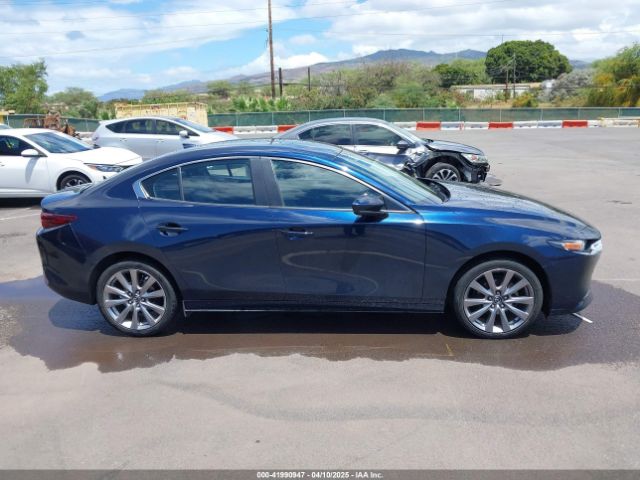 3MZBPADL8KM107356 Mazda Mazda3 Preferred Package