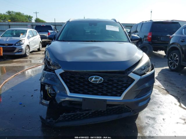 KM8J33A48KU895288 Hyundai Tucson Value