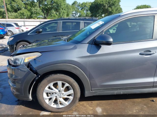 KM8J33A48KU895288 Hyundai Tucson Value