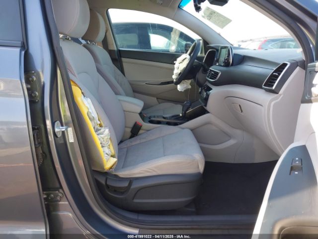 KM8J33A48KU895288 Hyundai Tucson Value