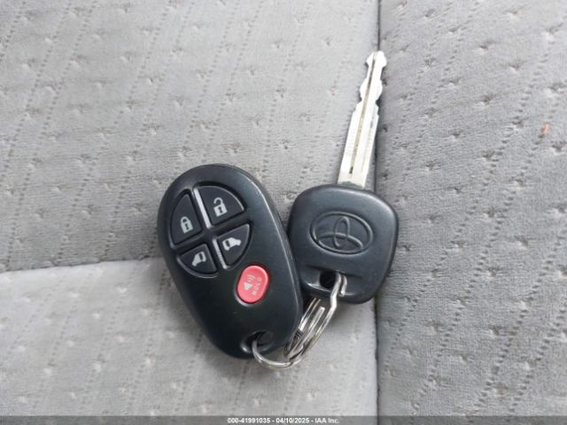 5TDKK3DC1FS551231 Toyota Sienna Le 8 Passenger
