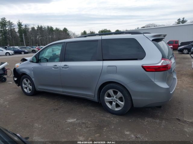 5TDKK3DC1FS551231 Toyota Sienna Le 8 Passenger
