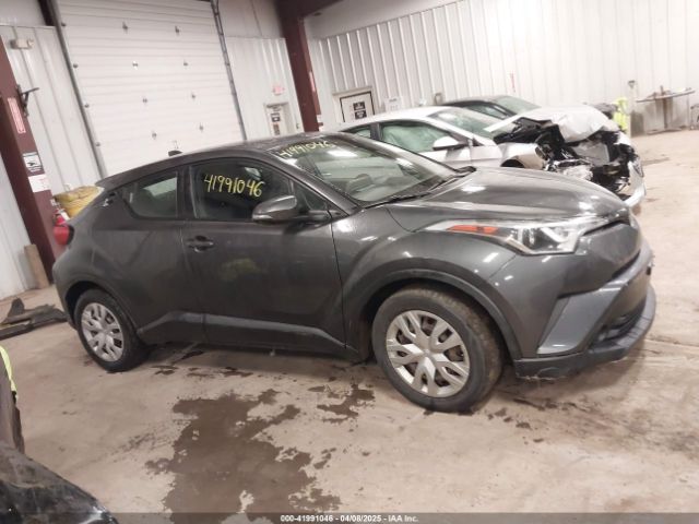 NMTKHMBX5KR071941 Toyota C-HR LE
