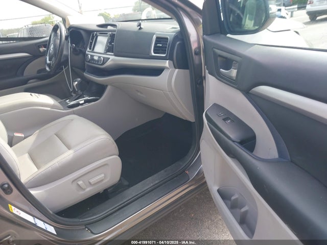 5TDJZRFH4HS522246 Toyota Highlander Xle