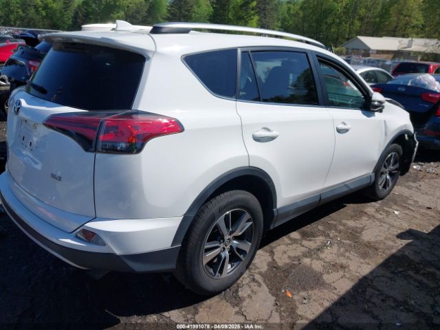 2T3WFREV6GW267005 Toyota Rav4 Xle