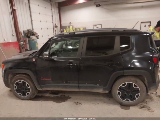 ZACCJBCT7FPB35801 Jeep Renegade Trailhawk