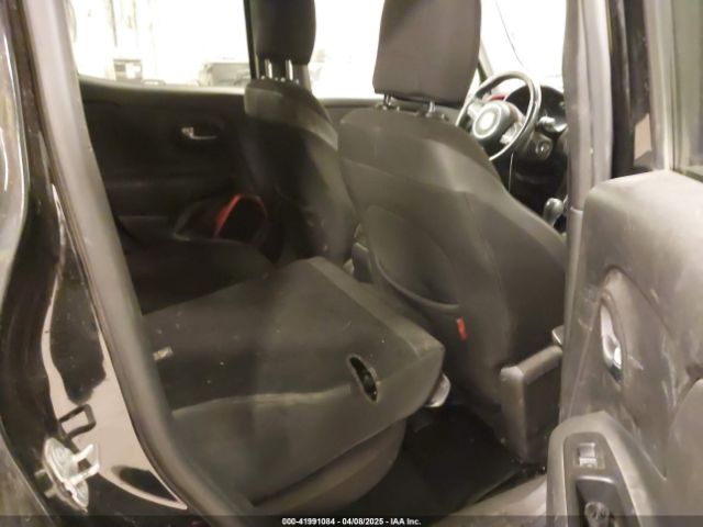ZACCJBCT7FPB35801 Jeep Renegade Trailhawk