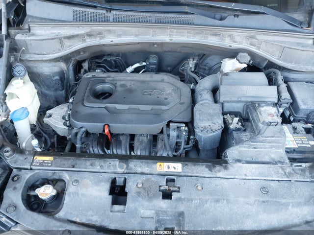 5NMZUDLB4HH031957 Hyundai Santa Fe Sport 2.4l
