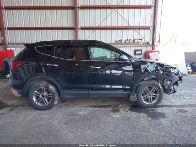 5NMZUDLB4HH031957 Hyundai Santa Fe Sport 2.4l