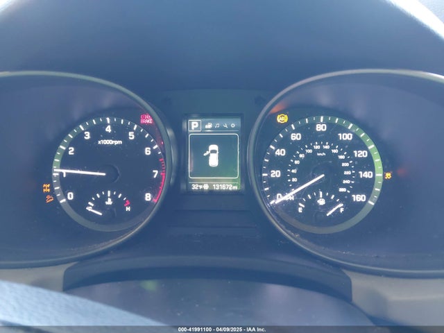 5NMZUDLB4HH031957 Hyundai Santa Fe Sport 2.4l