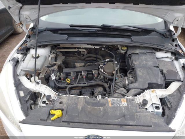 1FADP3K20FL223231 Ford FOCUS SE