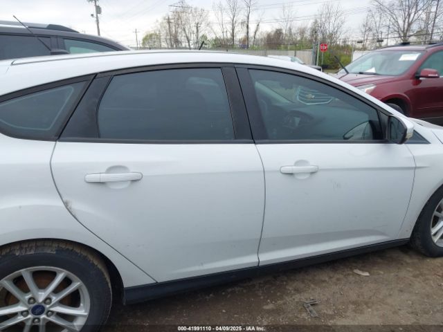 1FADP3K20FL223231 Ford FOCUS SE