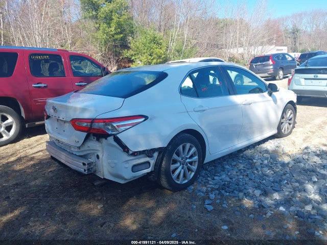 4T1B11HKXJU084559 Toyota CAMRY LE