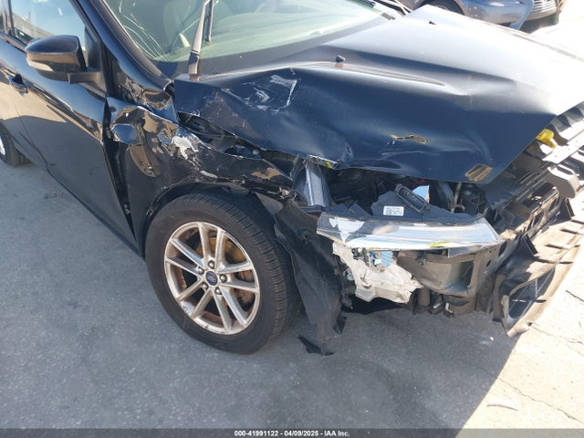 Ford FOCUS SE 2016 1FADP3F26GL207465 Image 6
