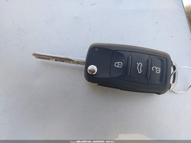 3VW2B7AJ9JM208490 Volkswagen Jetta 1.4t S
