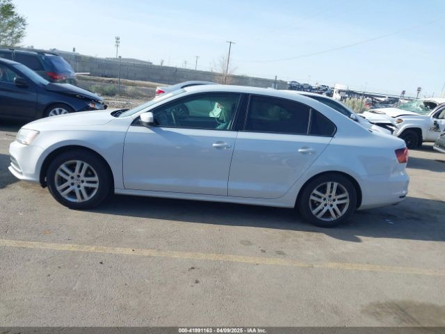 3VW2B7AJ9JM208490 Volkswagen Jetta 1.4t S