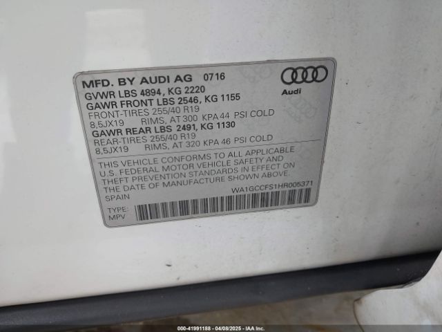 WA1GCCFS1HR005371 Audi Q3 2.0t Premium