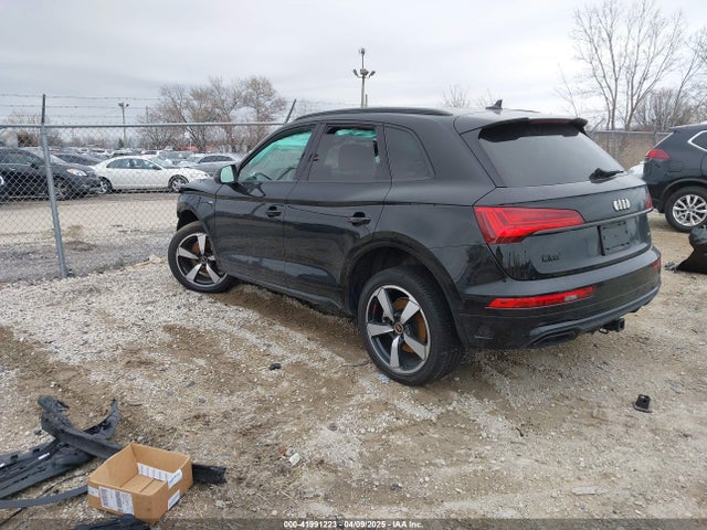 2023 AUDI Q5 WA1FAAFYXP2133089 Photo 2