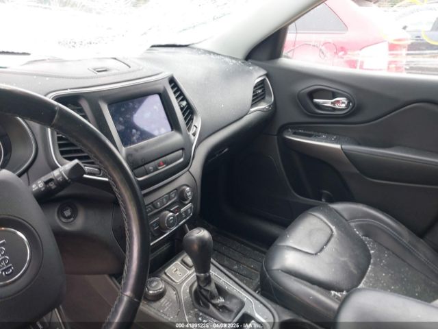 2019 JEEP CHEROKEE 1C4PJMLX8KD255227 Photo 4