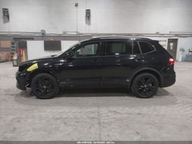 3VV8B7AX8RM103700 Volkswagen Tiguan 2.0t Se R-line Black
