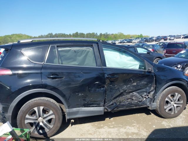 2T3ZFREVXJW506401 Toyota RAV4 LE