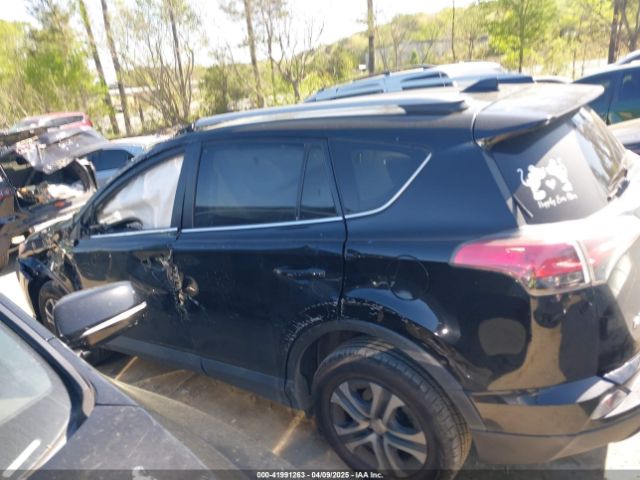 2T3ZFREVXJW506401 Toyota RAV4 LE