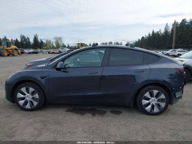 7SAYGAEE5RF981789 Tesla Model Y Long Range Dual Motor All-wheel Drive