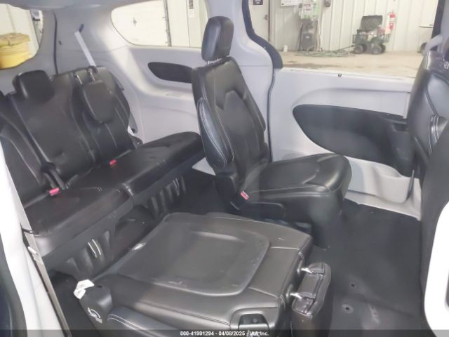 2C4RC1BGXPR571753 Chrysler Pacifica Touring L