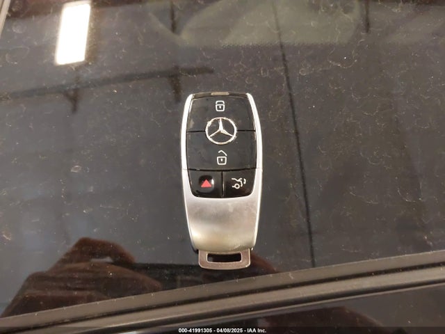 2018 Mercedes-benz E 300 4matic მანქანა იყიდება აუქციონზე, vin: WDDZF4KB7JA382850, აუქციონის ნომერი: 41991305